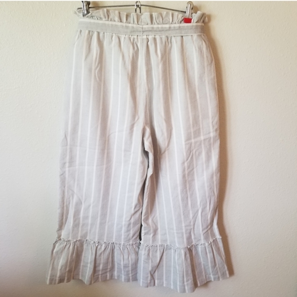 ENGLISH FACTORY Cropped Ruffle Pants - Picture 5 of 7